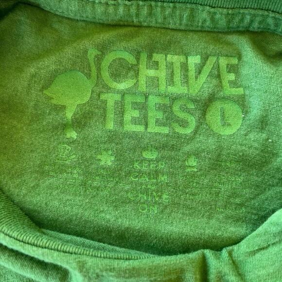 Chive T-shirt, green.  Keep calm and chive on. Men's size L - Picture 5 of 5